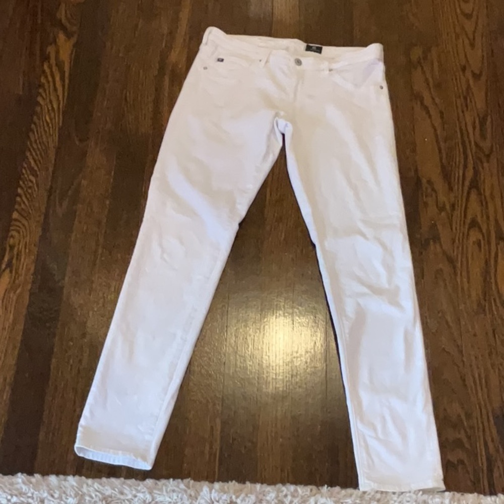 Women’s White Jeans